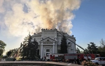 Локализован пожар в здании панорамы в Севастополе, выгорело 30 тыс. "квадратов"