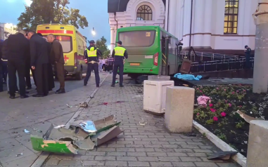 Журналист ИС "Вести": погибшего в ДТП с автобусом ребенка до сих пор не опознали