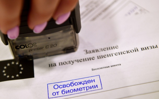 В АТР объяснили, почему массовых отказов в визах россиянам не будет