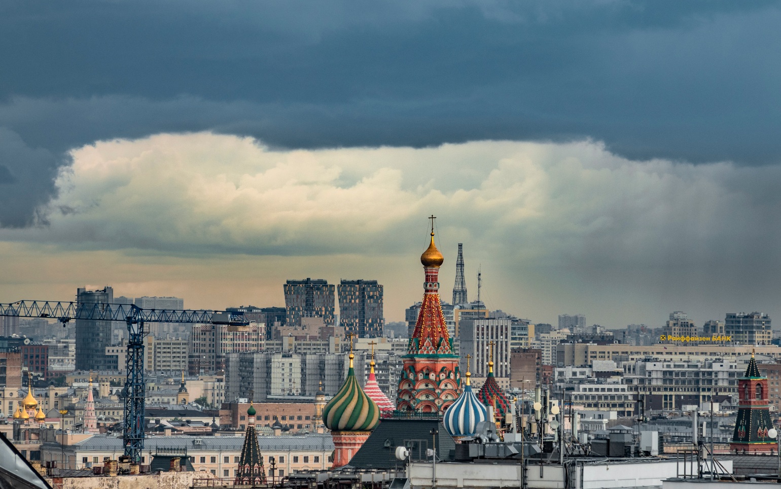 В Москве ожидаются грозы и град на фоне ухода жары