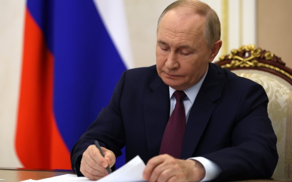 Путин наградил тренера Наталью Тишину