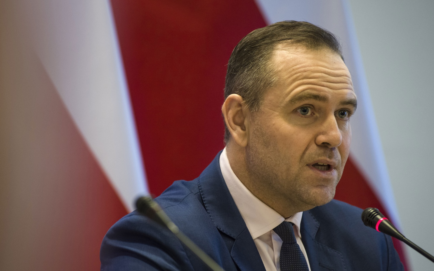 Навроцкий потребовал от Зеленского в ближайшие дни прекратить прославление УПА