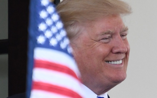 Трамп заявил Путину, что готов воздействовать на ЕС в украинском урегулировании