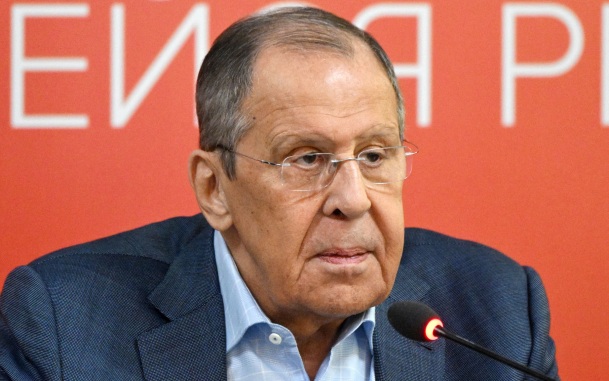 Лавров назвал иллюзорными попытки Запада говорить с РФ ультиматумами