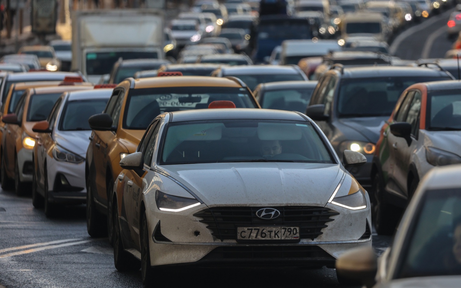 В центре Москвы временно закрывали движение на нескольких улицах