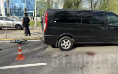 В Луганске водитель Mercedes насмерть сбил ребенка