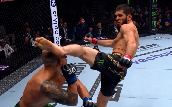 UFC анонсировал следующий бой Махачева: россиянин поборется с ирландцем Гэрри