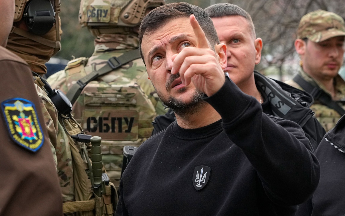 Зеленский предпочитает вести террористическую войну, заявил Мирошник