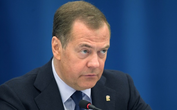 Медведев: РФ в случае чего не понадобятся концлагеря для европейцев