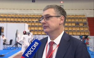 Тренер сборной РФ по фехтованию оценил победу саблисток на чемпионате Европы