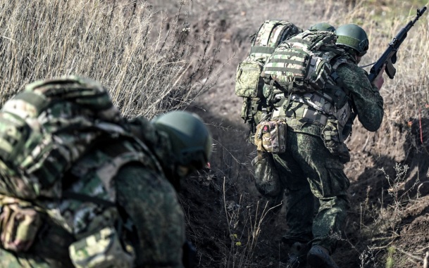 Штурмовики ВС РФ зачищают Константиновку