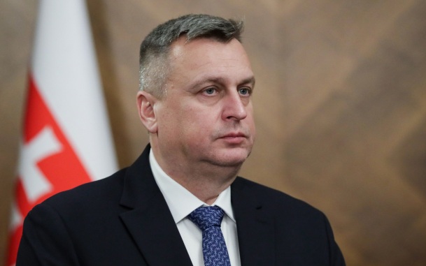 Крупный словацкий политик призвал Фицо не подавать руки Зеленскому