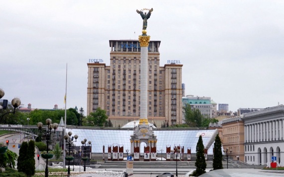 В нескольких районах Киева пропало электричество