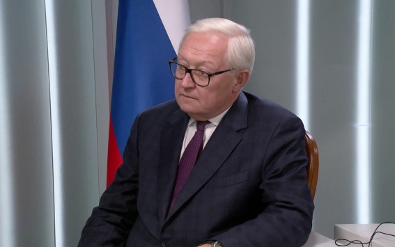 Замглавы МИД РФ назвал грабежом использование замороженных российских активов