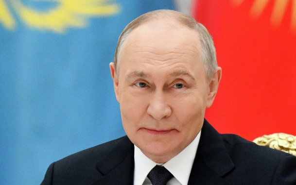 На ПМЮФ представили новое издание сборника цитат Путина