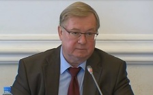 KP.RU: Российский книжный союз отказался публиковать списки маркированных книг
