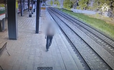 В Москве подросток устроил поджог на железной дороге под давлением аферистов