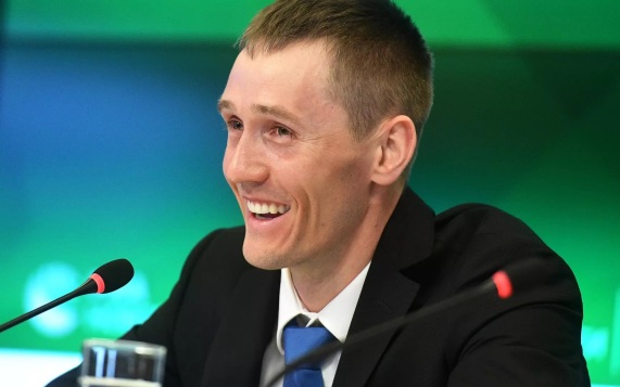 Чемпион Крюков сравнил спортсменов под санкциями с голодными собаками