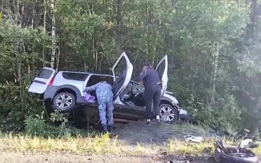 В Башкирии пять человек погибли при столкновении двух автомобилей