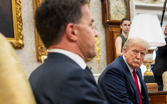 Трамп на встрече с Рютте объявил, что НАТО подвела США