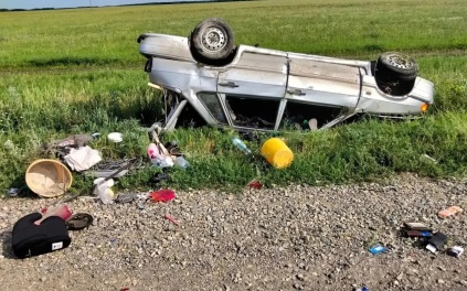 В Омской области столкнулись два легковых авто, погиб мужчина