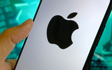 Эксперт рассказал, кто давит на Apple для удаления российских приложений