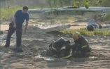 В Губкинском спасатели освободили мальчика из песка на месте снесенного строения