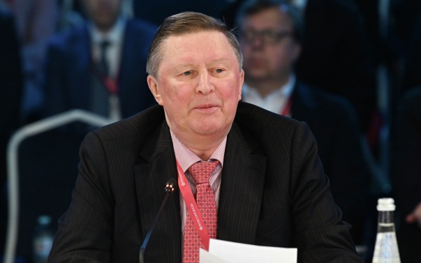Лавров отметил неоценимый вклад Сергея Иванова в развитие России