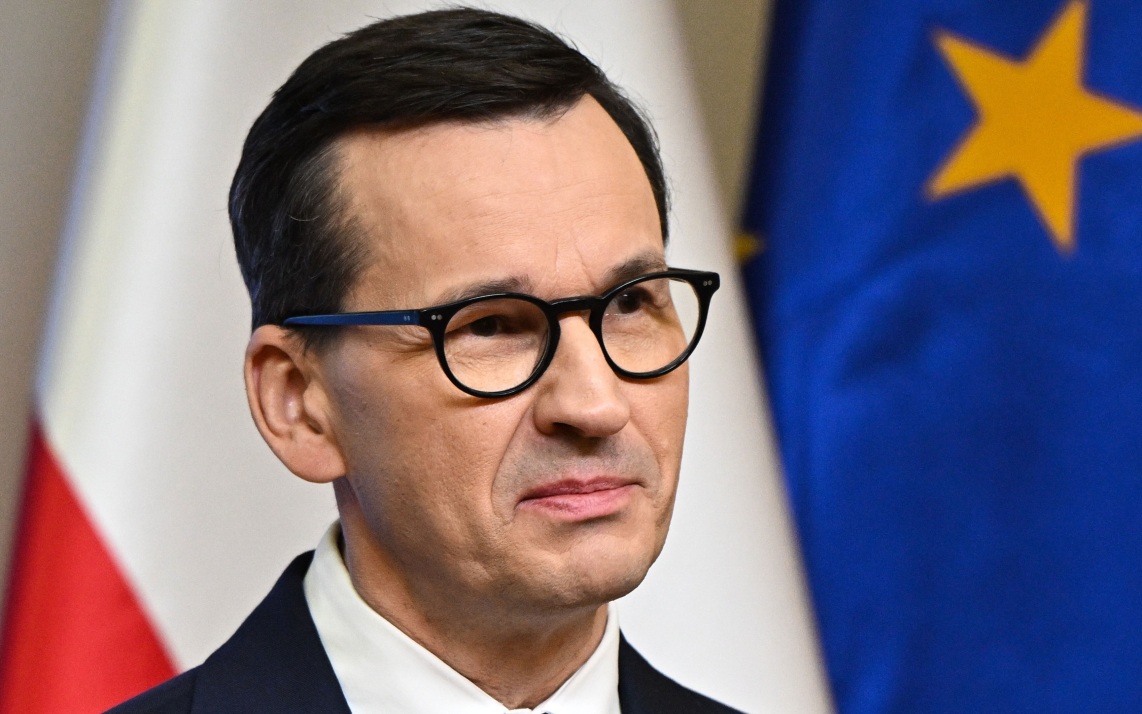 "Это позор". Экс-премьер Польши пристыдил мэра Львова