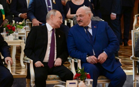 В Кремле сообщили о продолжении общения Путина и Лукашенко
