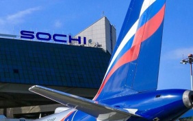 Работа аэропорта Сочи временно приостановлена