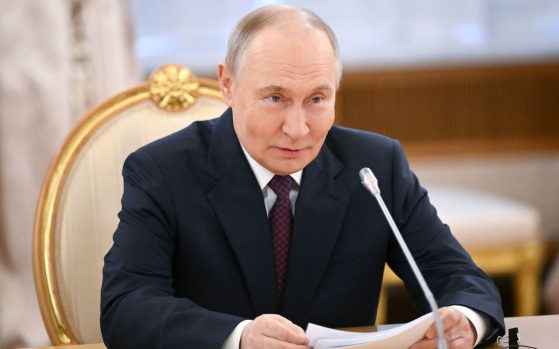 Путин провел в Кремле совещание по обеспечению топливом рынка РФ