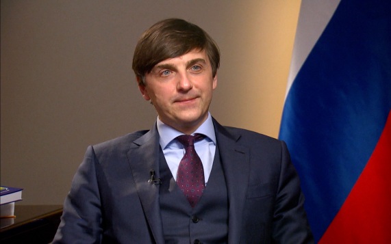Учебники по химии, физике и биологии для старших классов разработают к 2027 году