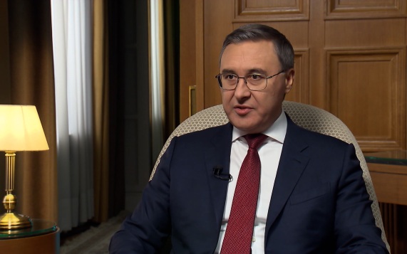 Фальков заявил, что дипломные работы потеряли актуальность