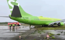 Boeing 737-800 эвакуирован с летного поля аэропорта Мирный, полеты возобновлены
