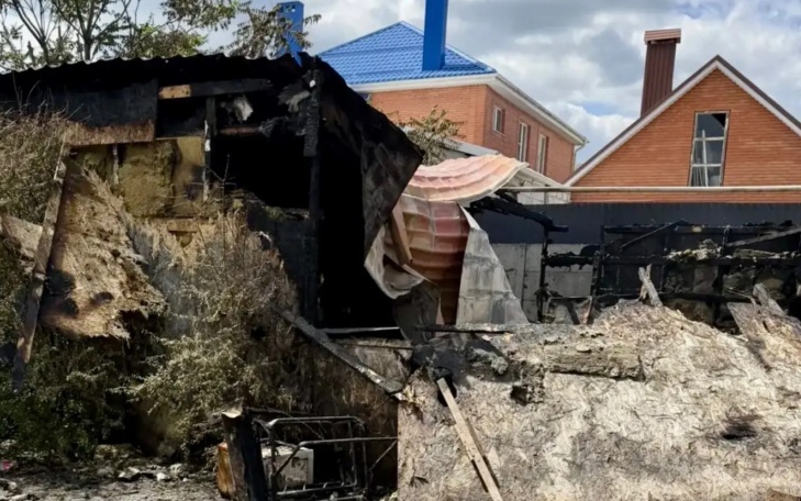 В Батайске двое подростков погибли при пожаре