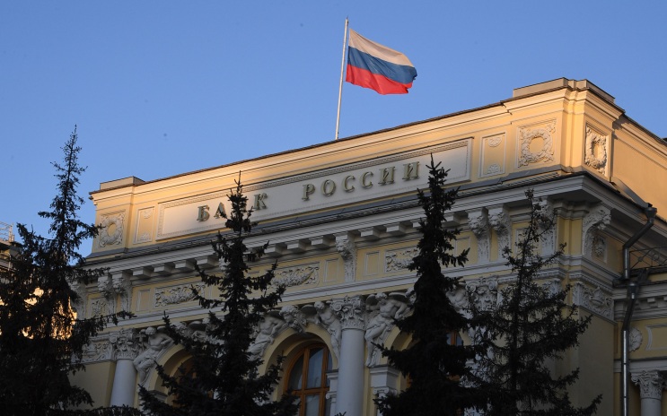 ЦБ РФ "горячо обсуждает" использование стейблкойнов в международных расчетах