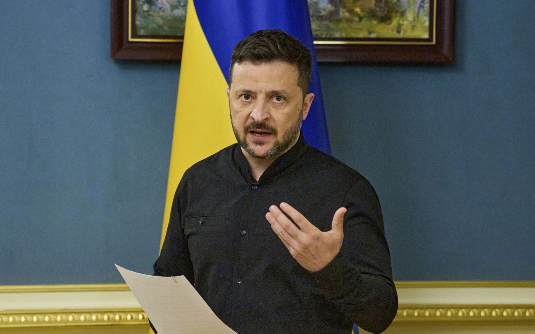 РФ может нанести новый массированный удар по Украине, утверждает Зеленский