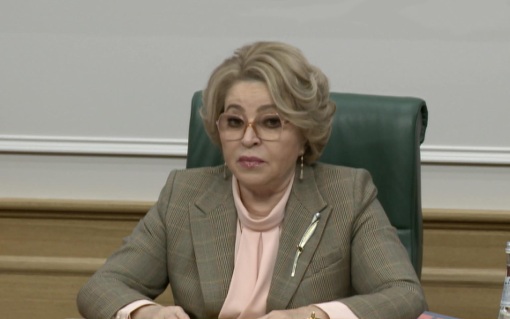 Матвиенко: границу возраста молодежи менять не нужно