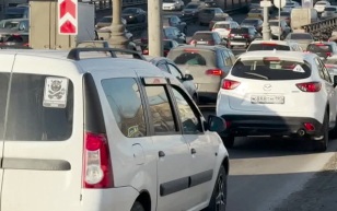 Массовое ДТП парализовало движение на Тульской транзитной эстакаде в Москве