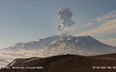 На Камчатке ученые оценили опасность проснувшегося вулкана Мутновский