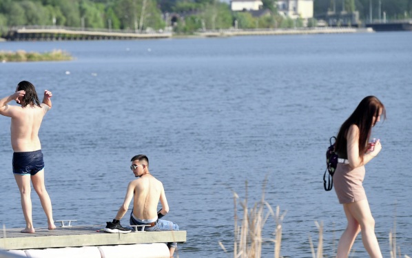 В Воронеже купавшийся подросток погиб после наезда катера