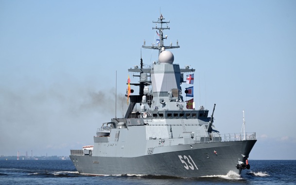 Корвет РФ отогнал корабль береговой охраны ФРГ от танкера в Балтийском море