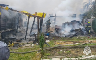 Двое взрослых и трое детей пострадали при пожаре в Ярославле