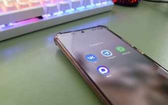 В России могут ввести обязательное подтверждение операций в сети через MAX