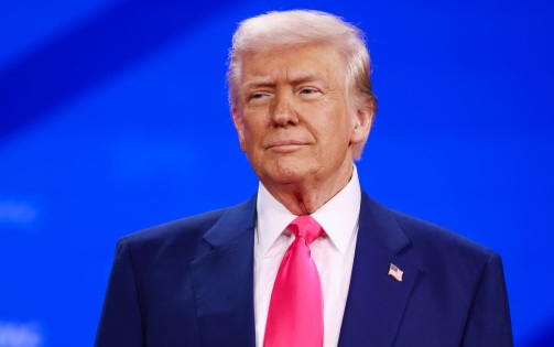 Трамп положительно оценил разговор с Путиным