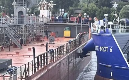 На Волге вблизи Городца танкер врезался в два других