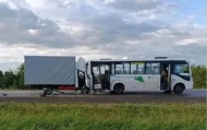 Двухлетний ребенок и двое взрослых пострадали в ДТП с автобусом под Канском