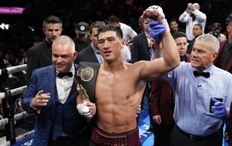 WBO обязала Дмитрия Бивола провести защиту титула против Каллума Смита