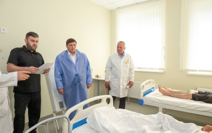 Мэр Нижнекамска рассказал о состоянии пострадавших при атаке ВСУ